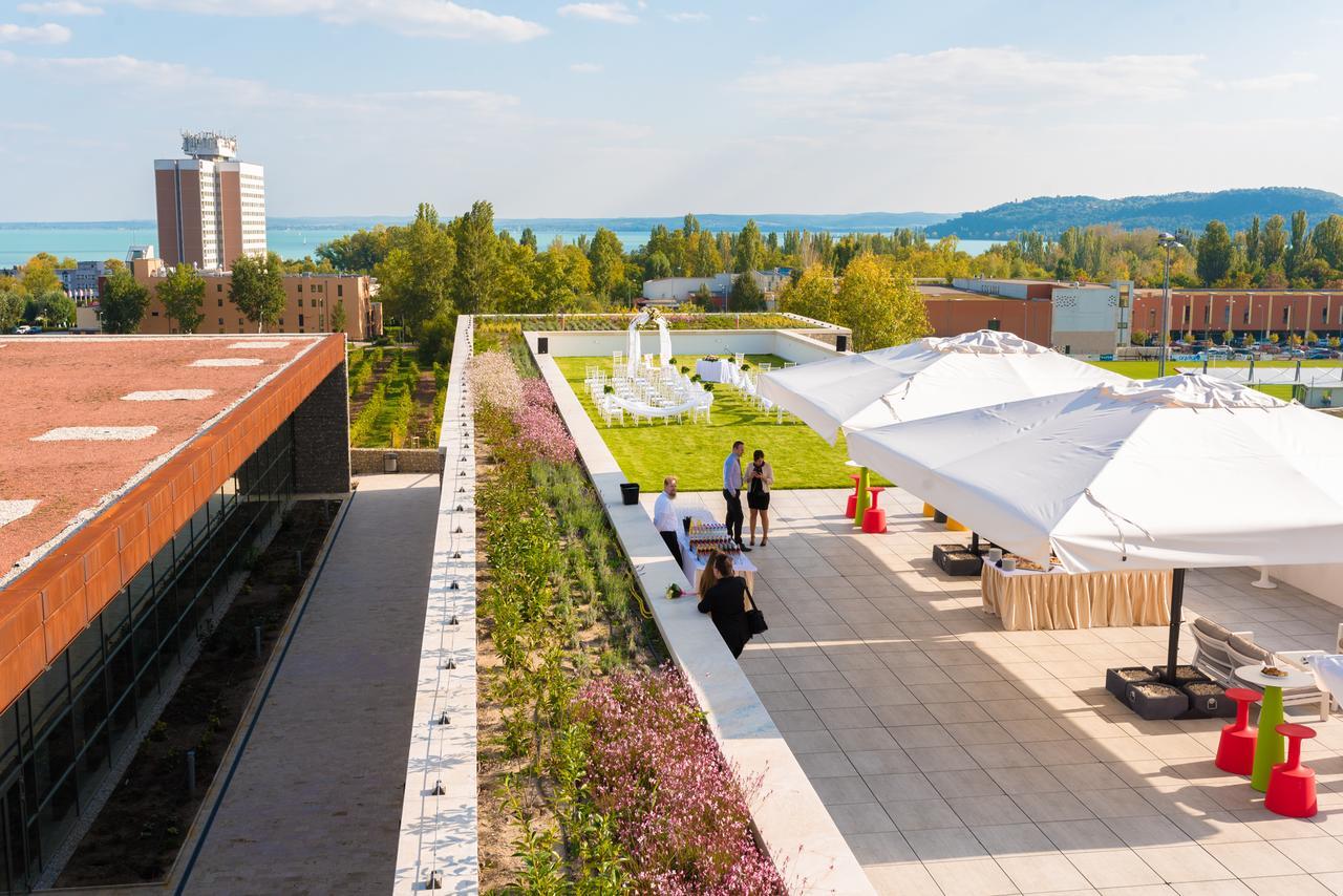 Akademia Hotel Balatonfüred Exterior foto